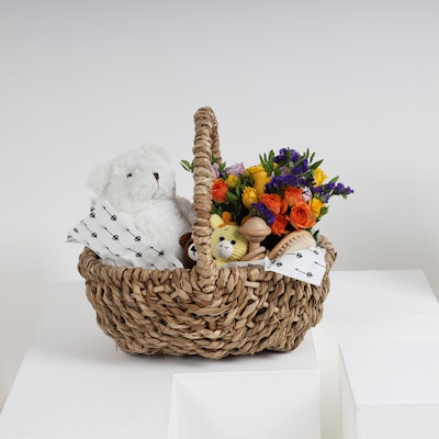 Newborn Gift Set With Flowers