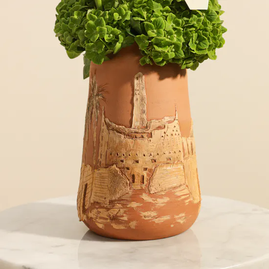 Wrth Salwa Palace Flowers Vase