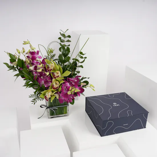 Nua Large Signature Box | Orchid Vase