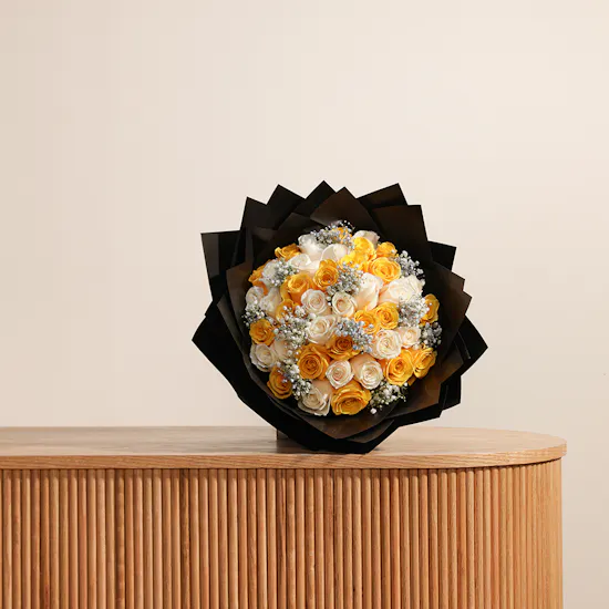 Golden Elegance Flowers Bouquet
