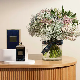 Ibraheem Al-Qurashi Maamoul Bakhour | Beautiful Flowers Vase
