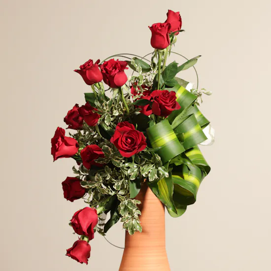 Chic Passion Roses Vase