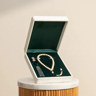 Alsebhaa Ivory Box Set