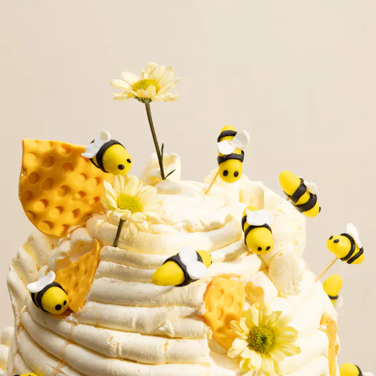 Mastercake and Co. Sweet Honey Bees Cake