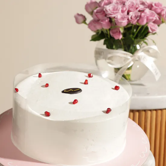 Creamy Ribbons Pomegranate and Vanilla Cake | Proud Dad Flower Vase