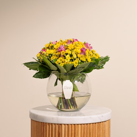 Stunning Flowers Vase