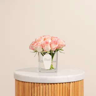 Esperance Roses Vase | 18 Flowers