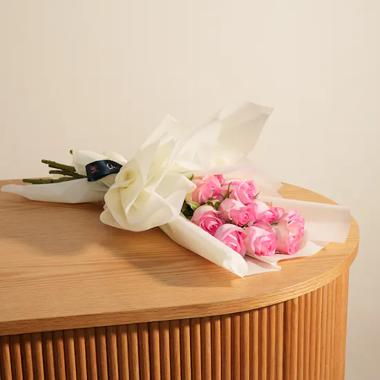 Shiny Flowers Bouquet