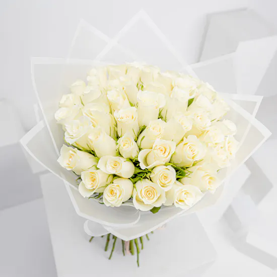 White Elegance Roses Bouquet