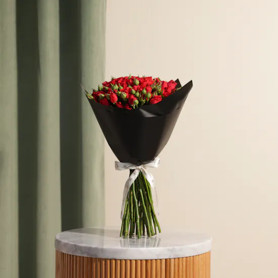 Majestic Red Bouquet | 25 Flowers