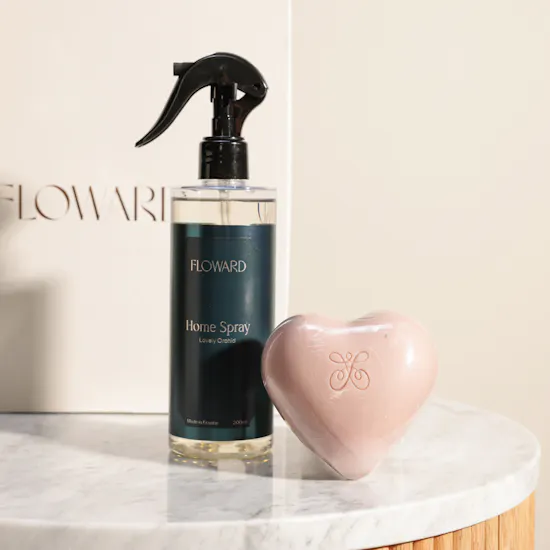 Floward Home Fragrance Gift Set | Warmth and Grace Flowers
