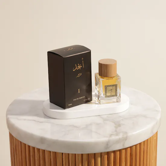 عطر أبجد 1 أو دي بارفيوم للجنسين من قرمز
