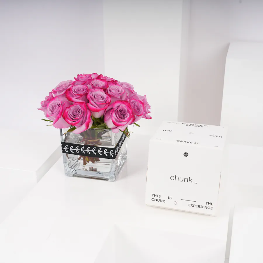Chunk Happy Birthday Mini Cake | Roses Vase 6
