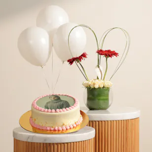 Floward Personalized Photo Red Velvet Pink Cake | Dreamy Flowers Vase and White Balloons