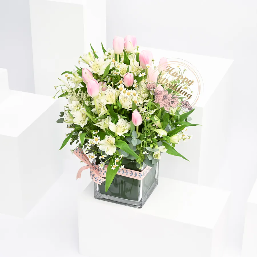 Wedding Soft Blooms | Glass Vase 5