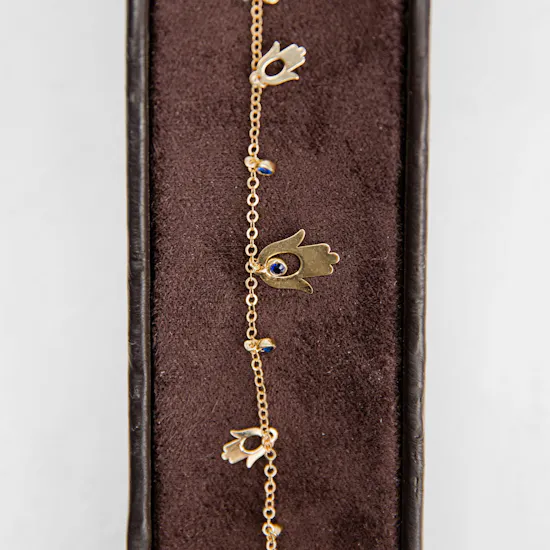 L'azurde Hands Bracelet | Revival Roses