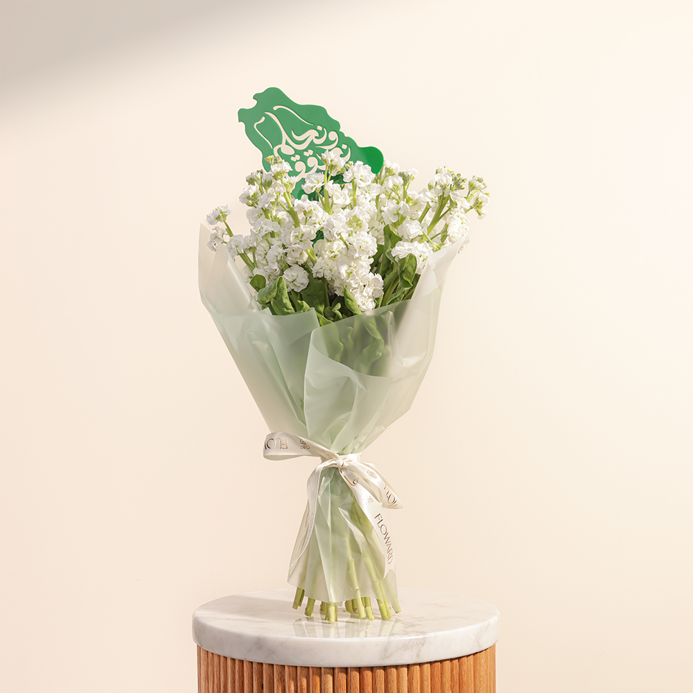 باقة الماتيولا البيضاء الساحرة