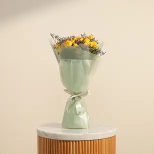 Bright Yellow | Green Wrap