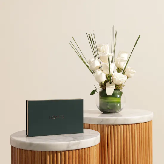 Floward Mix Chocolates Box | Soft Flower Vase