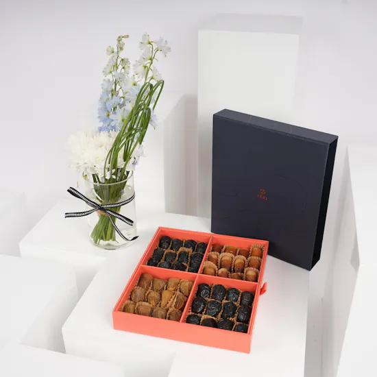 Nua Dates Slipcase Gifting Box 500g | Blooms Vase