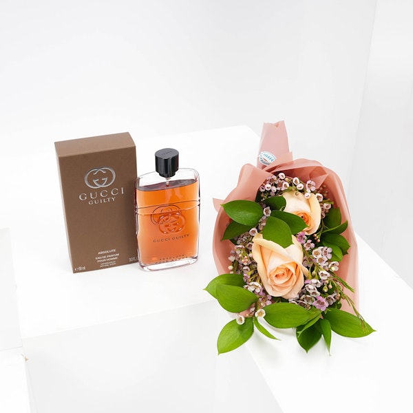 Delightful Roses & Gucci Fragrance | Floward Abha