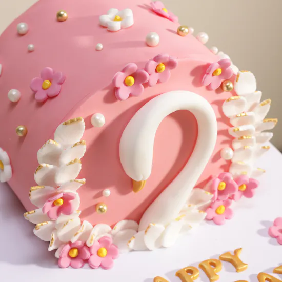 Floward Swan Grace Happy Birthday Cake