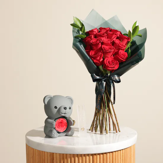 Amal Almajed Heart Shape Gold and Diamond Necklace | Pure Flowers Vase