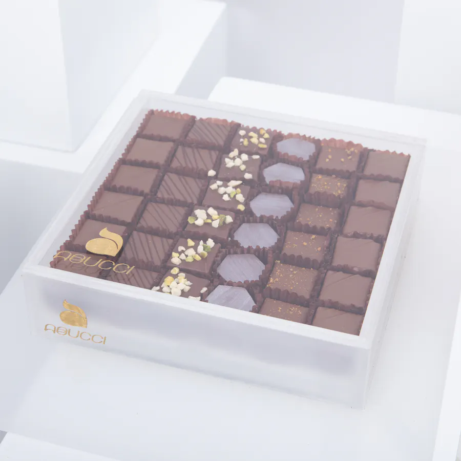 Flowers and Abucci chocolate  2