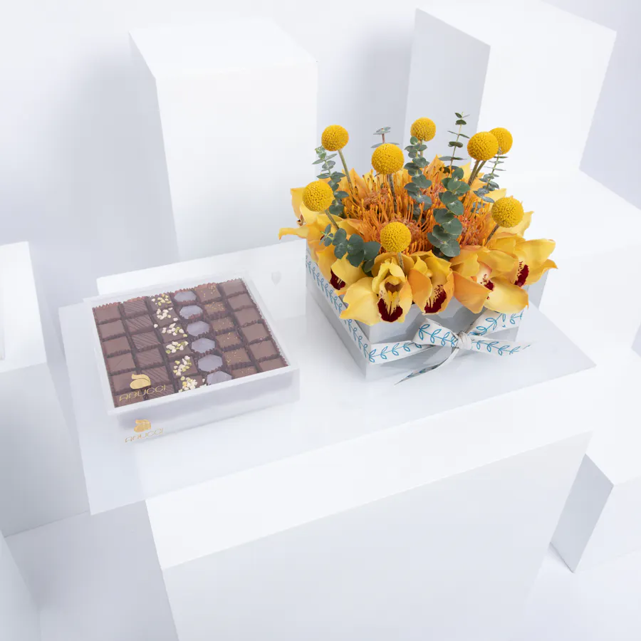 Flowers and Abucci chocolate  1