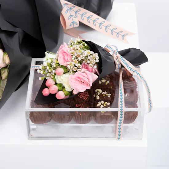 Abucci Chocolate | Sweet Pink
