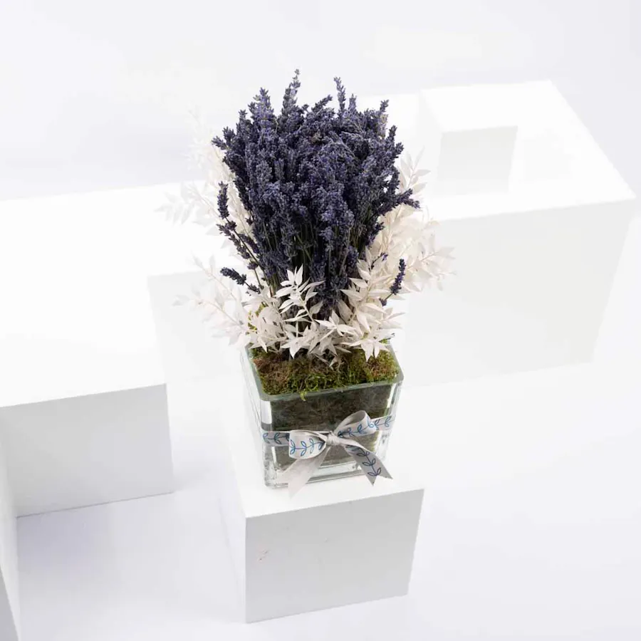 Gorgeous Lavender | Glass Vase 3