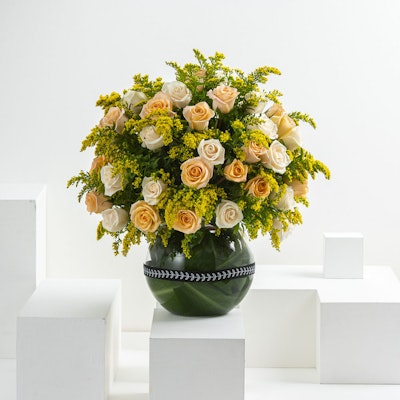 Peach & White Roses | Glass Vase