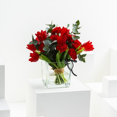 Sarah Al Mughamis | Red Vase