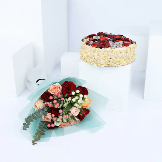 Heritage Cake & Flowers