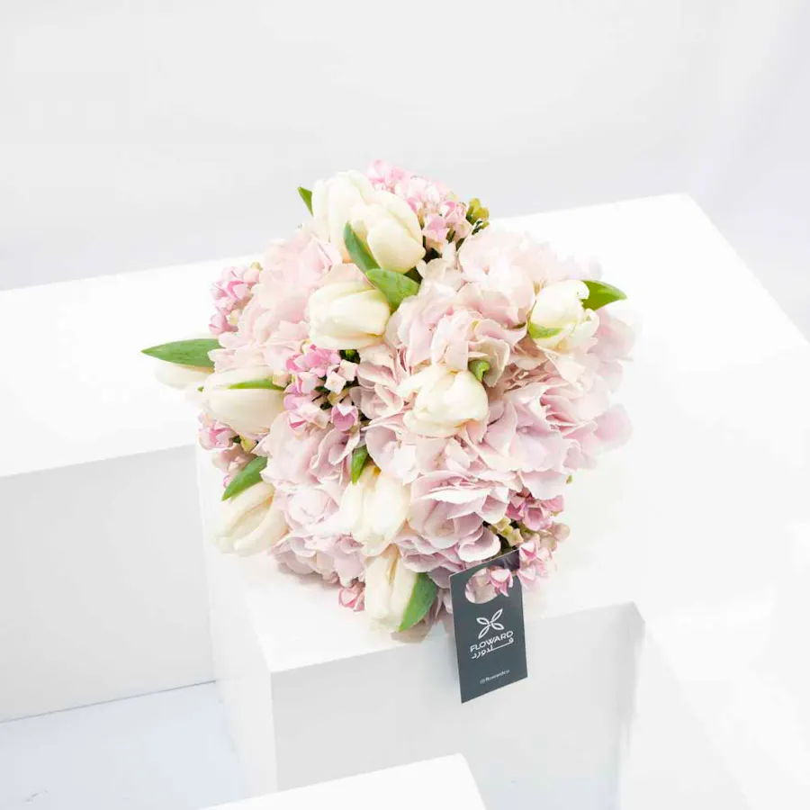 Hydrangea & Tulip bouquet 2