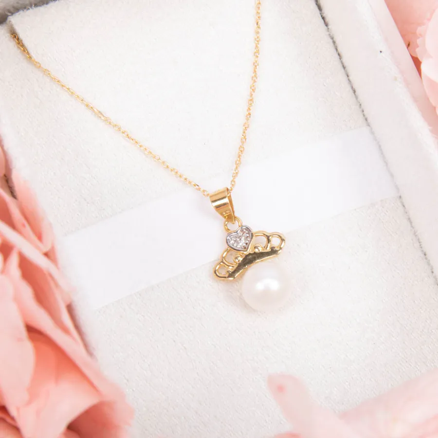 Baby Fitaihi Gold Necklace in Floral Heart 1