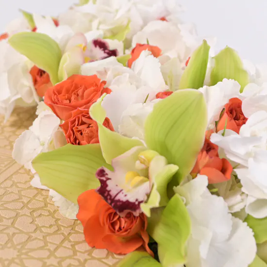 Floward Qur'an and Misbaha Gift Box | Delight Flowers