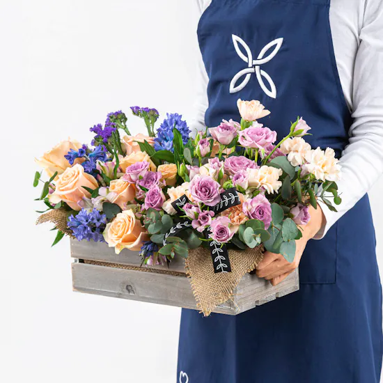 Spring Luster | Carnations & Roses
