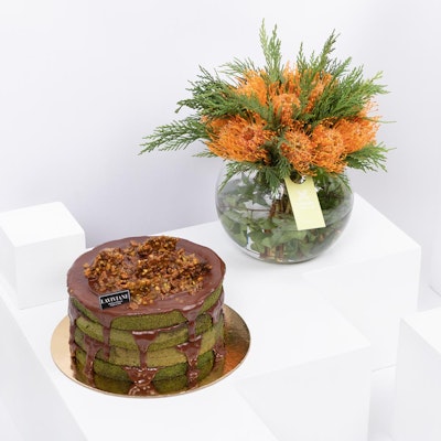 Laviviane Pistachio Cake