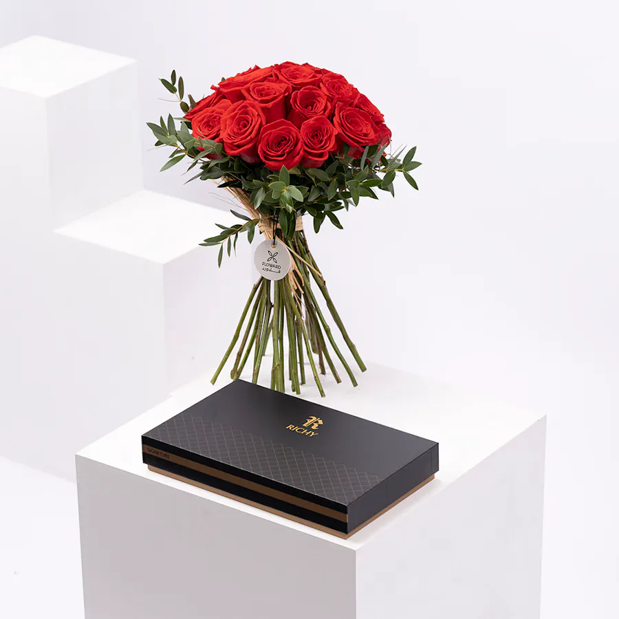 Richy Red Shemmagh | Red Roses 3