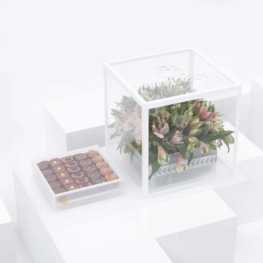 Abucci Chocolate & Alstromeria Tray 1