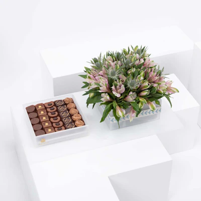 Abucci Chocolate & Alstromeria Tray Abucci Chocolate & Alstromeria Tray