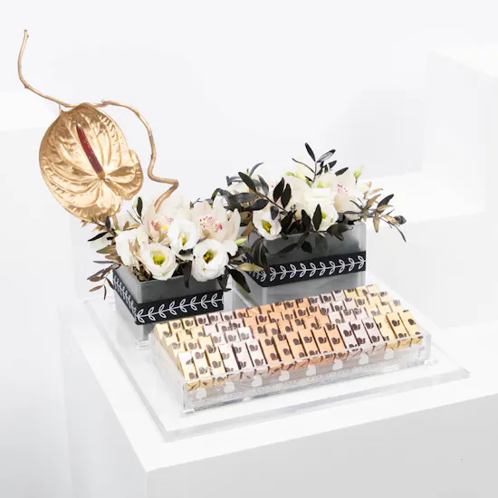 White Flowers Tray with Abucci Chocolate