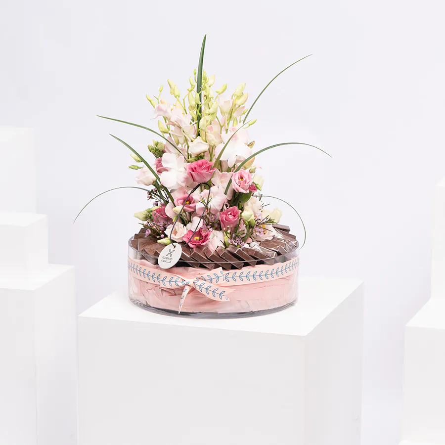 Pink Garden Tray | Chocolate 1