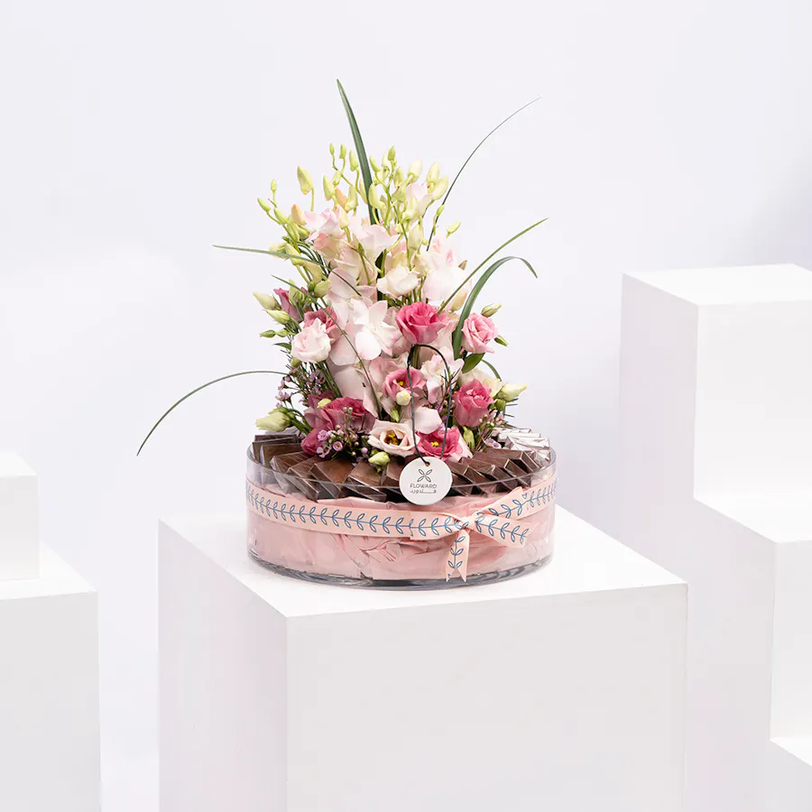 Pink Garden Tray | Chocolate 4