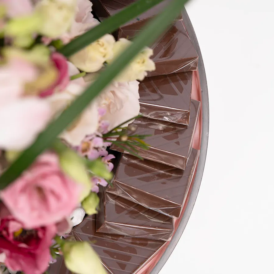 Pink Garden Tray | Chocolate 6