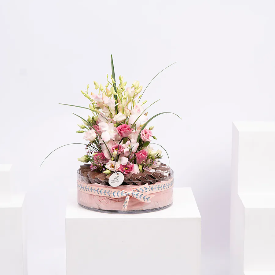 Pink Garden Tray | Chocolate 2