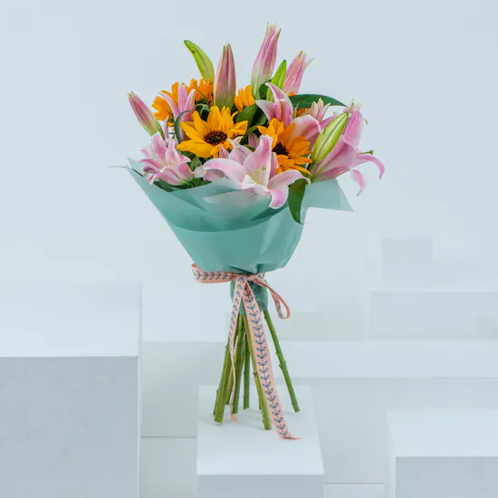Follow the Sun | Bouquet
