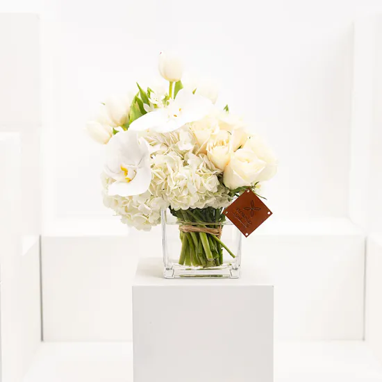 Purity Vase | 41 Flowers