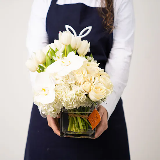 Purity Vase | 41 Flowers
